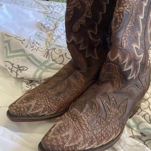Men’s boots